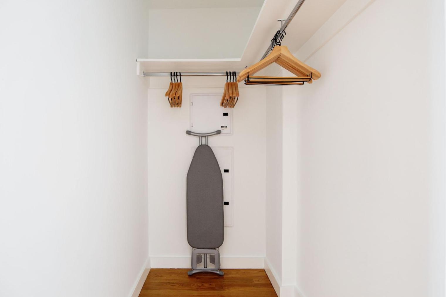 Chelsea 1br W Doorman Gym Nr Union Square Nyc-1240