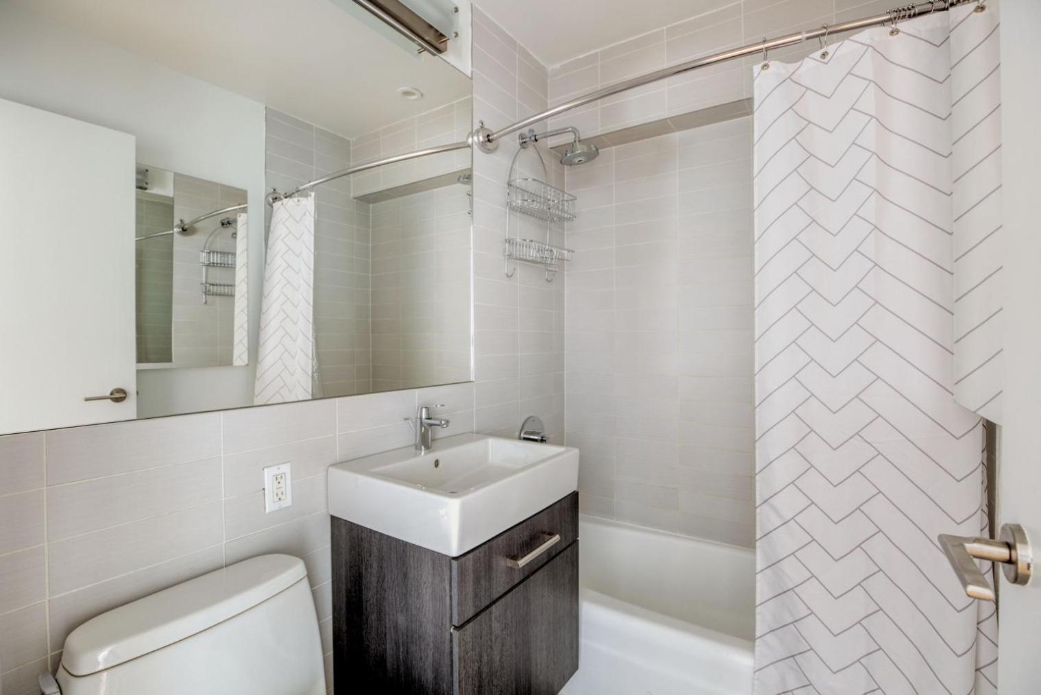 Chelsea 1br W Doorman Gym Nr Union Square Nyc-1240 *
